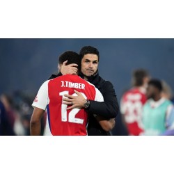 O Arsenal foi também eliminado da final da Liga dos Campeões pelo Paris Saint-Germain